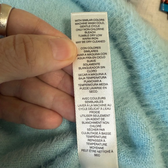 Chico's Sweater Size 1 M Blue Fuzzy Pullover V Neck Long Sleeve Soft Knit Top - Picture 9 of 9